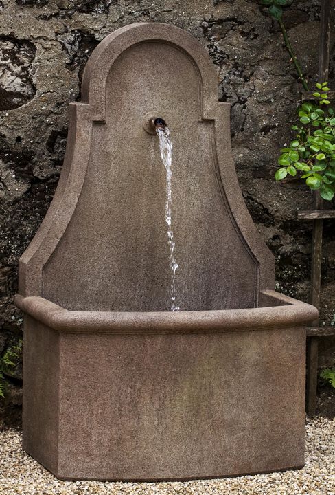 FONTAINE MURALE CLOSERIE